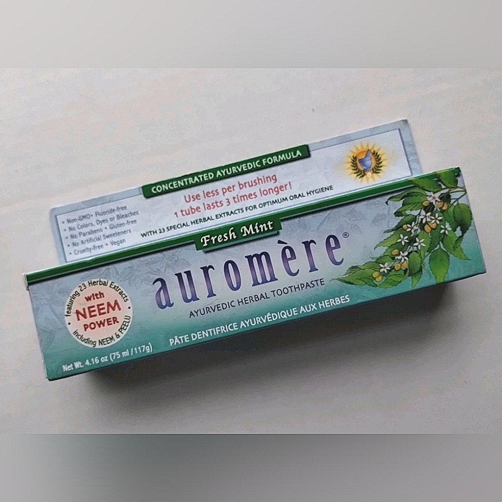 Auromere Ayurvedic Products Herbal Toothpaste Fresh Mint Neem 4.16 oz Vegan